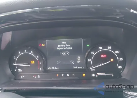 2020 Lincoln Corsair Standard z USA, uszkodzony, nr VIN 5LMCJ1D97LUL24318